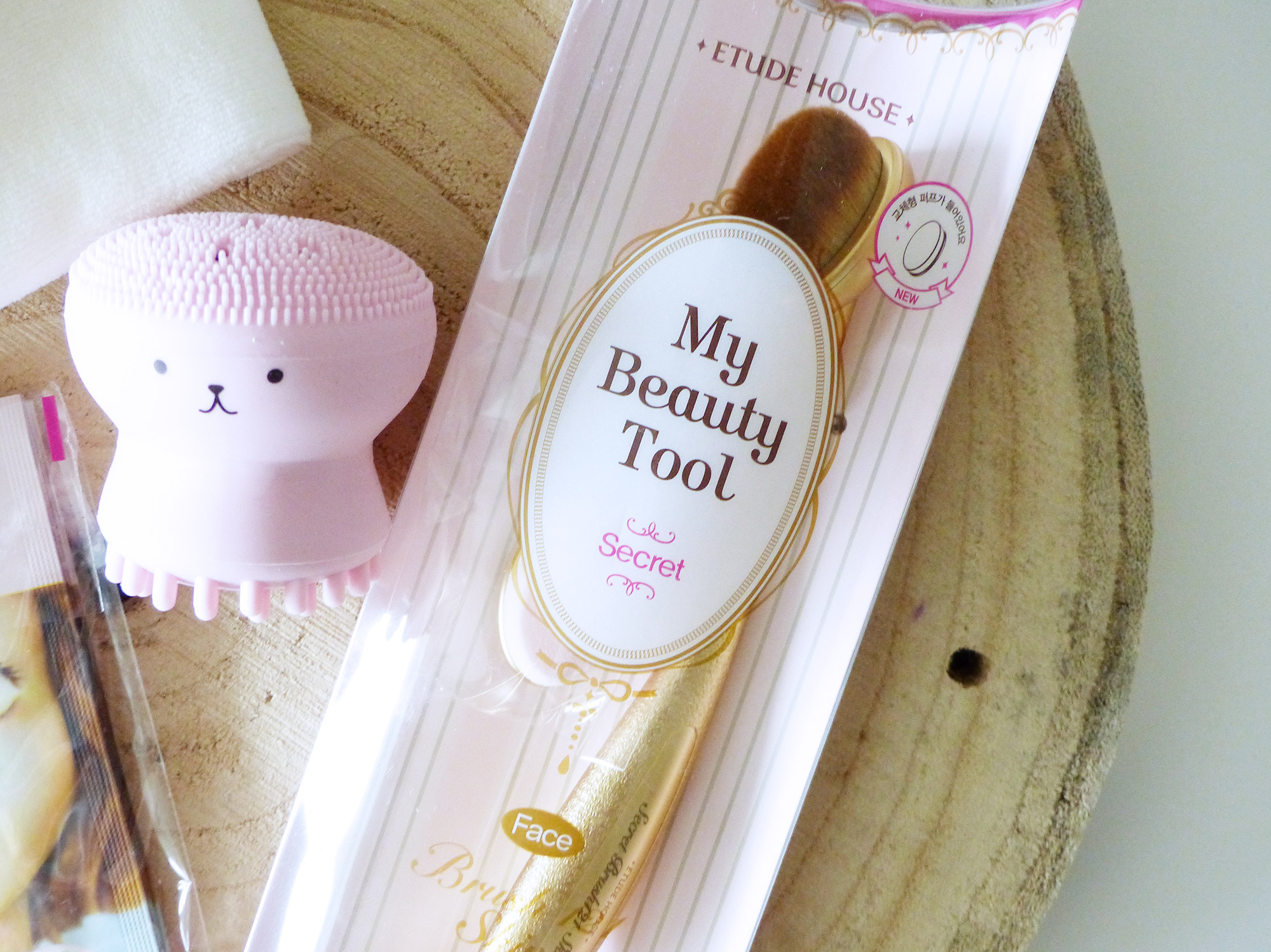 Autour de Marine - Haut K-beauty Etude House