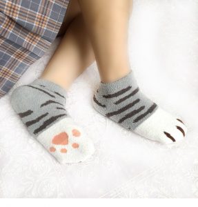 Yesstyle cat paw socks - Autour de Marine