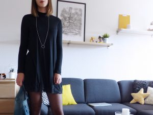 Look d'automne petite robe noire - Autour de Marine