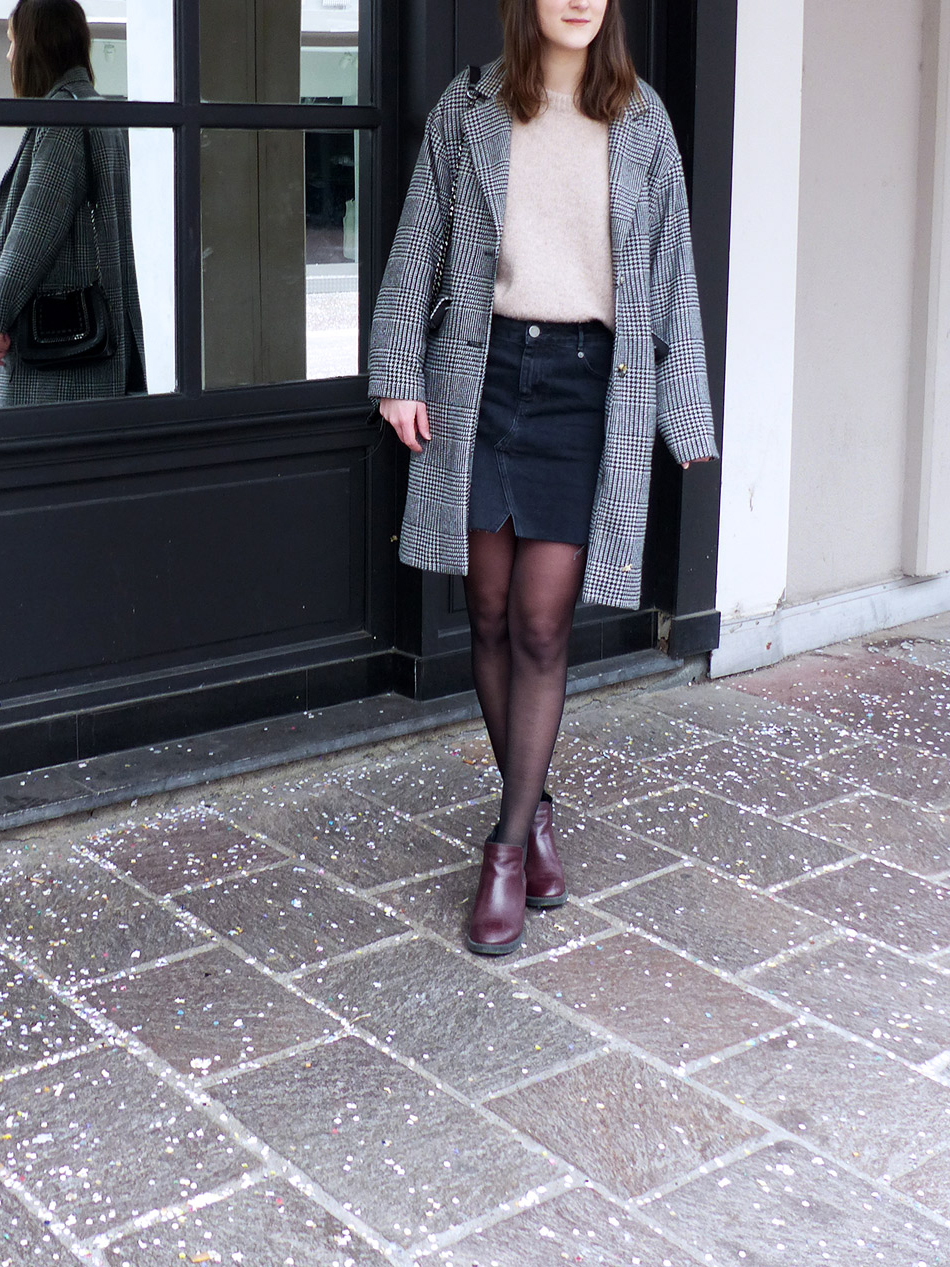 Look Jupe en jean noir - Autour de Marine