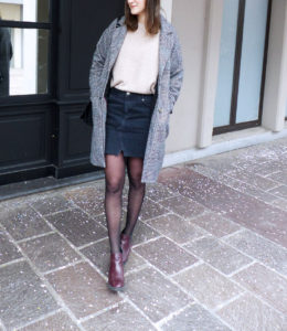 Look Jupe en jean noir - Autour de Marine