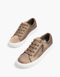 Stradivarius tennis à fermeture éclair kaki - Autour de Marine